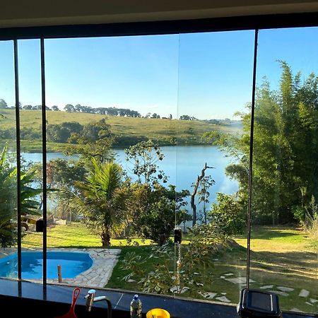 Casa Com Piscina Fundo Pra Represa E Ar Condicionado Casinhabrancadevaranda Ijaci Extérieur photo